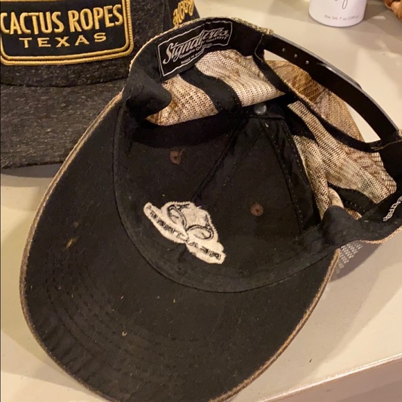 Lot Of Four Ball Caps - Picture 15 of 15